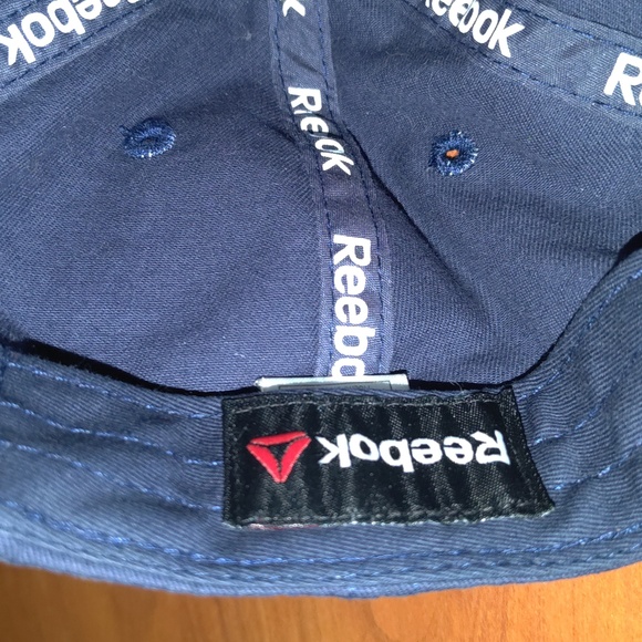 Reebok Embroidered Logo Strapback Women\'s Military Hat Cap OS